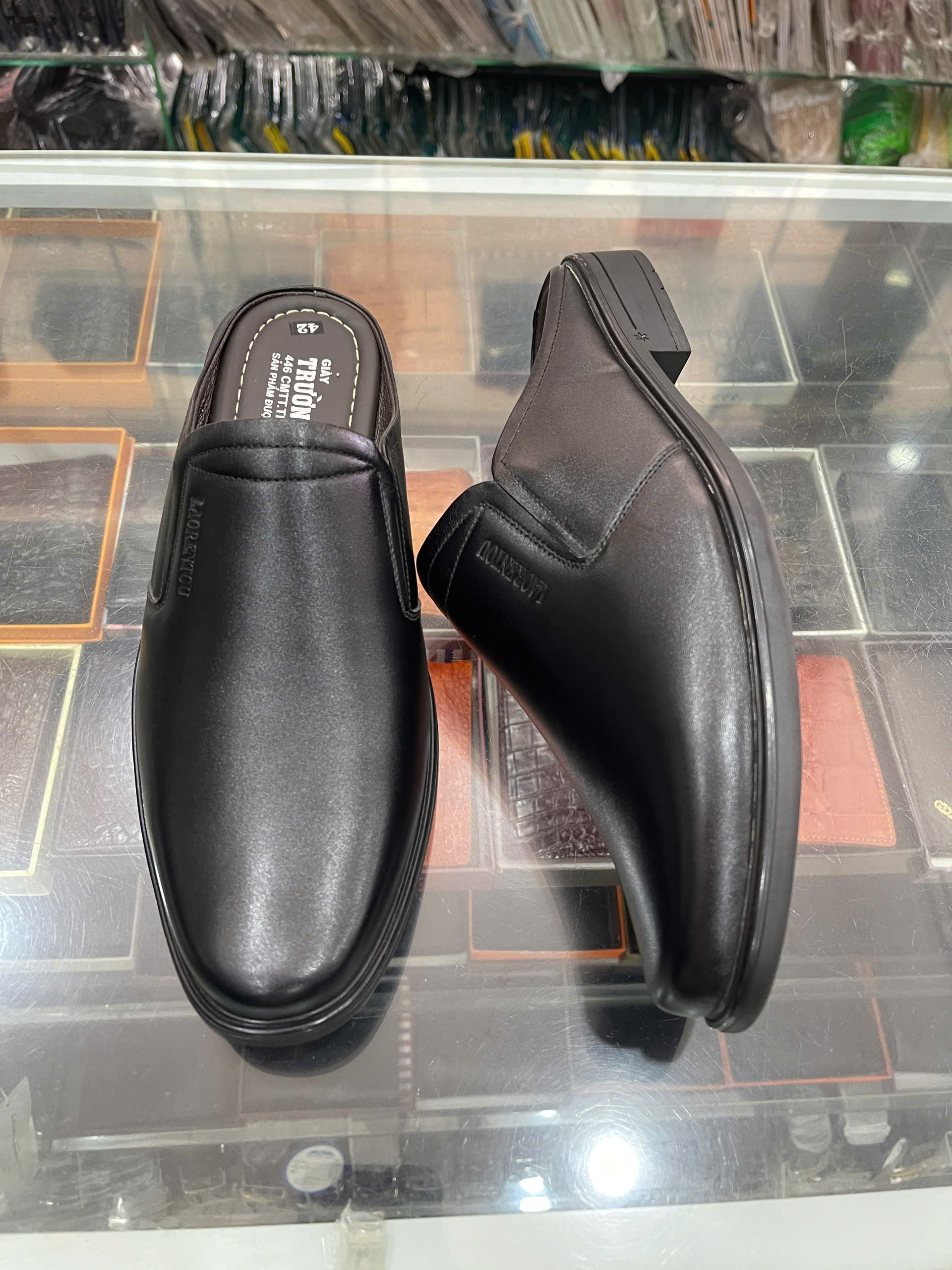 Giày sục nam da bò - Mã A356 - màu đen