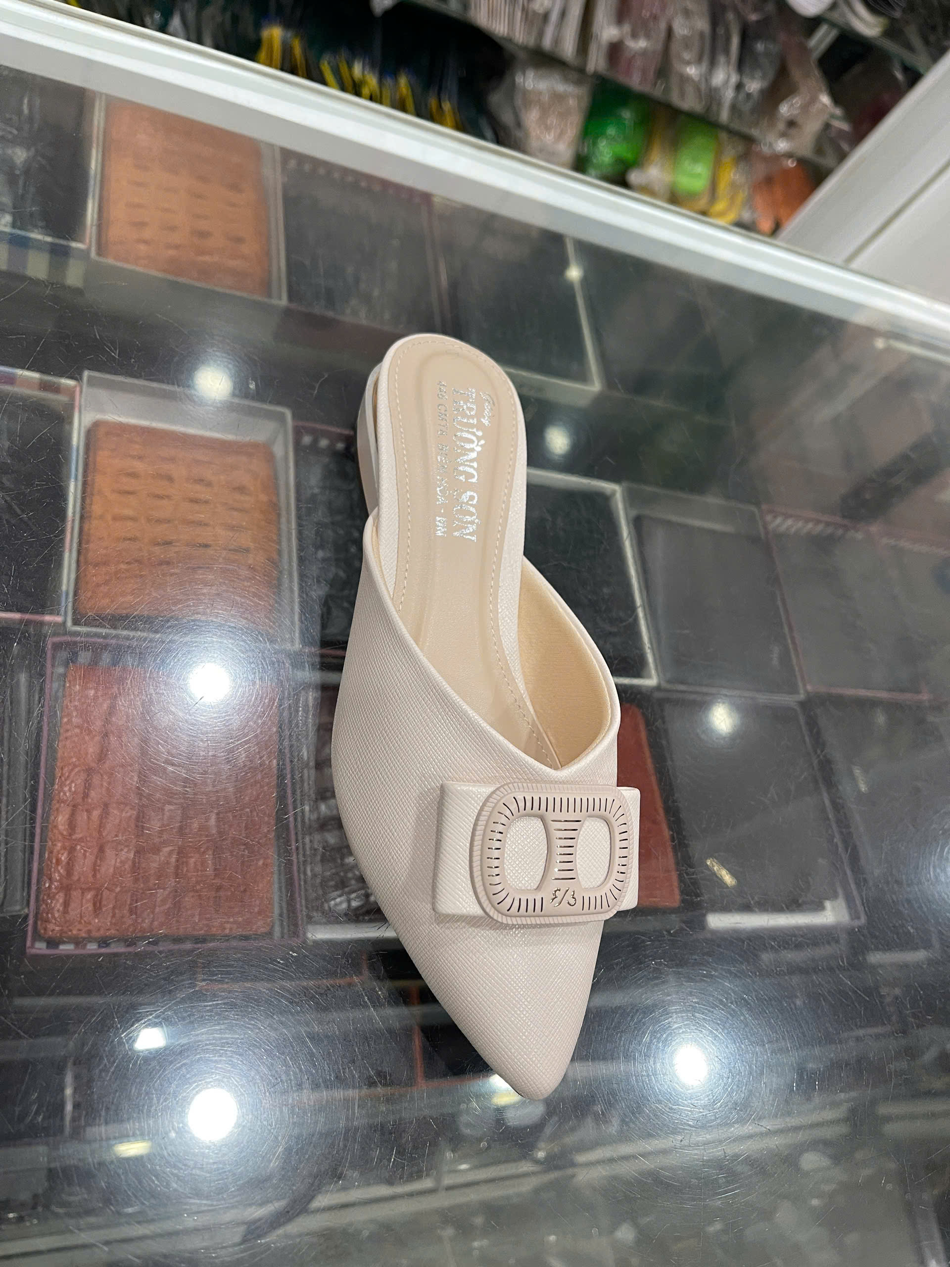 Giày sục nữ da bò - Mã 561 - màu kem - Ảnh 6