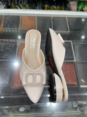 Giày sục nữ da bò - Mã 561 - màu kem