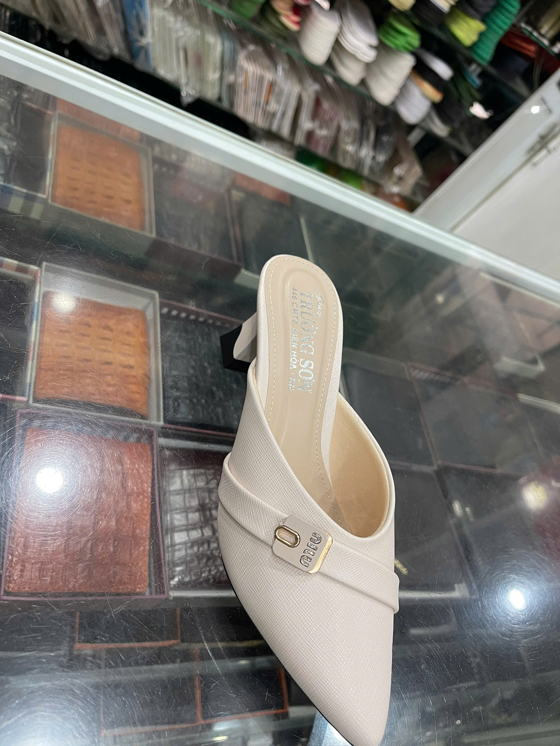 Giày sục nữ da bò - Mã 496 - màu kem - Ảnh 5